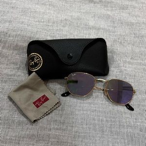 Women’s Purple Raybans